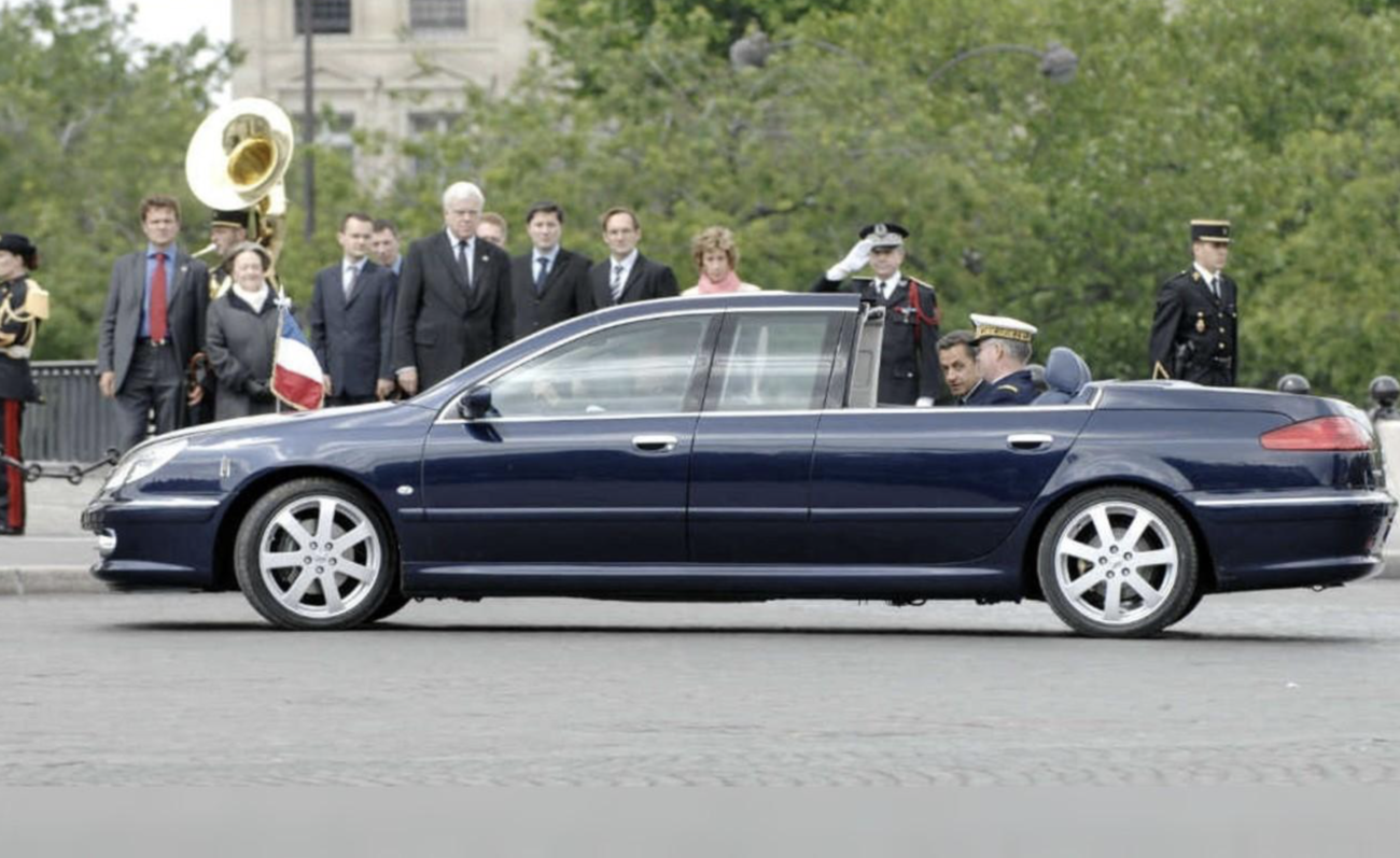 Nicolas Sarkozy a jeho Peugeot 607 Paladine, zdroj: L'Argus
