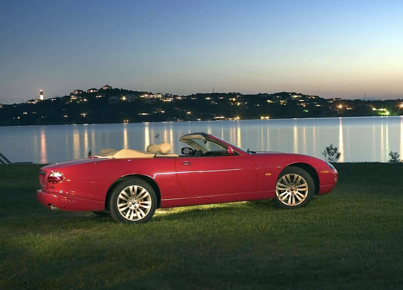 Foto: Jaguar - tisková fotografie