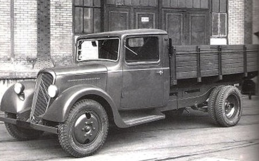 Foto: Citroën - oficiální dobová tisková fotografie určená k publikaci 