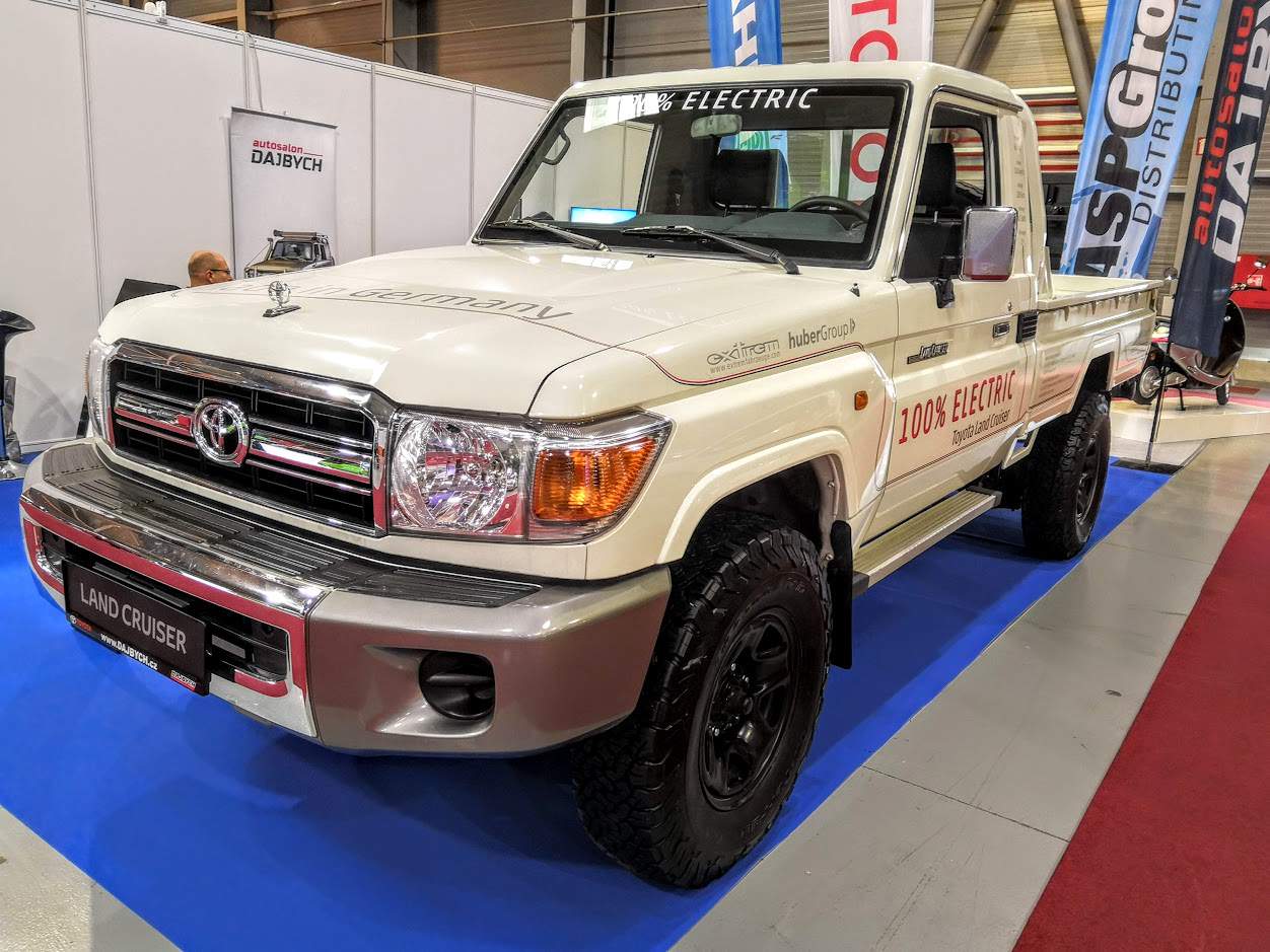 Toyota Land Cruiser Series70 Electric Cruiser