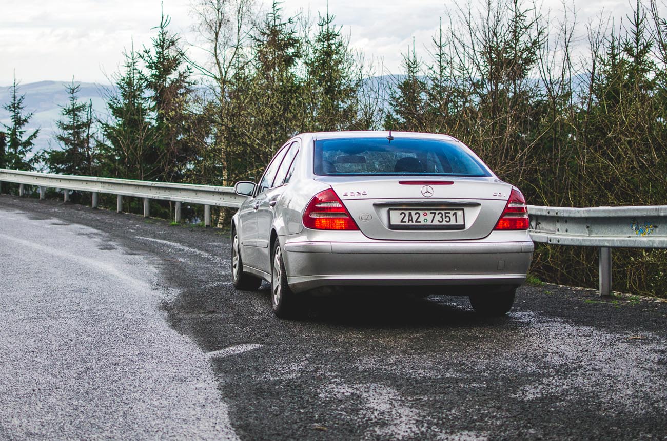 Mercedes E-class W211 320CDI 2003 back