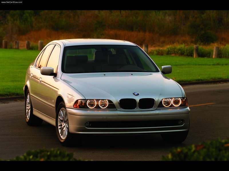 BMW-530i_2001_800x600_wallpaper_01