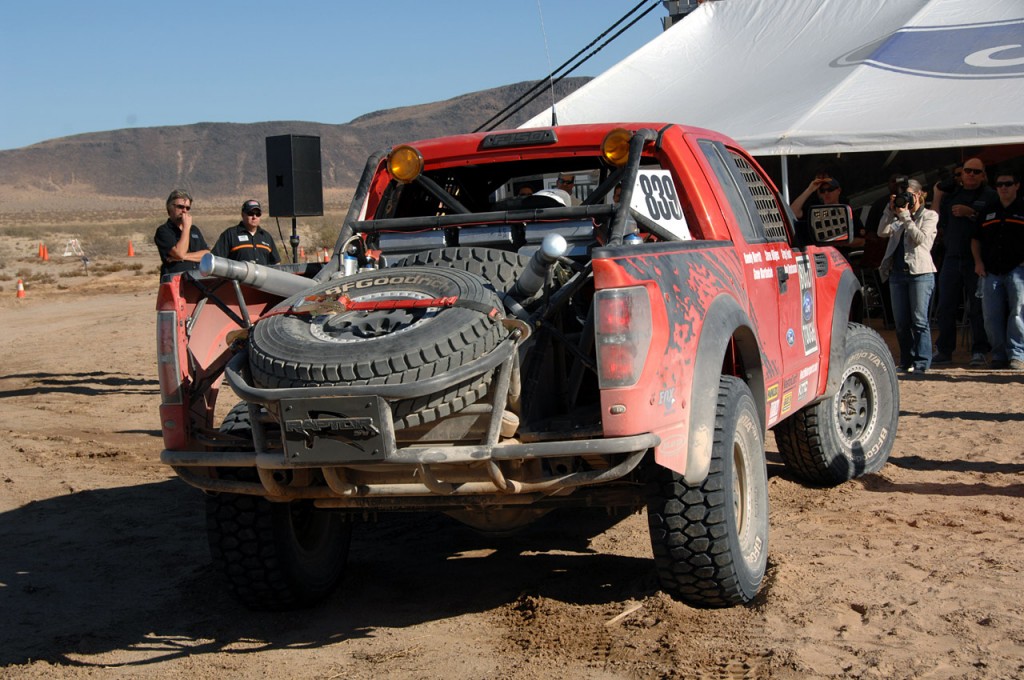 2010-Ford-F-150-SVT-Raptor-XT-Rear-Angle-View 2010-Ford-F-150-SVT-Raptor-XT-Rear-Angle-View
